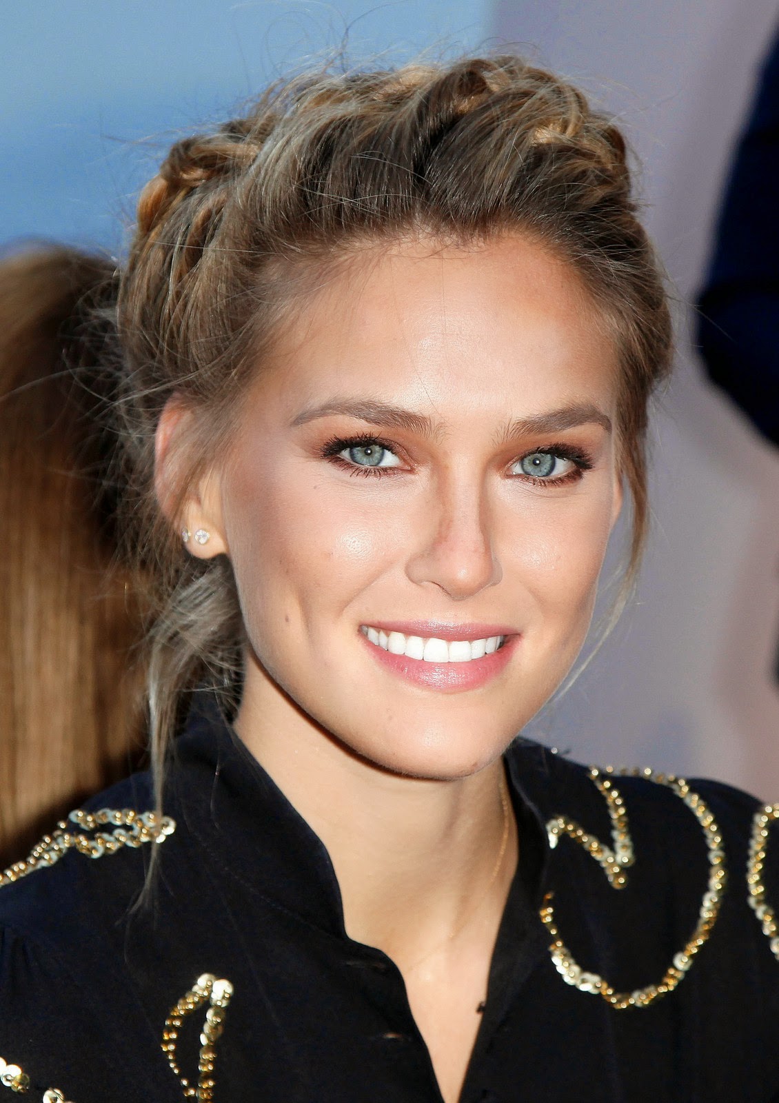 Bar Rafaeli height Weight
